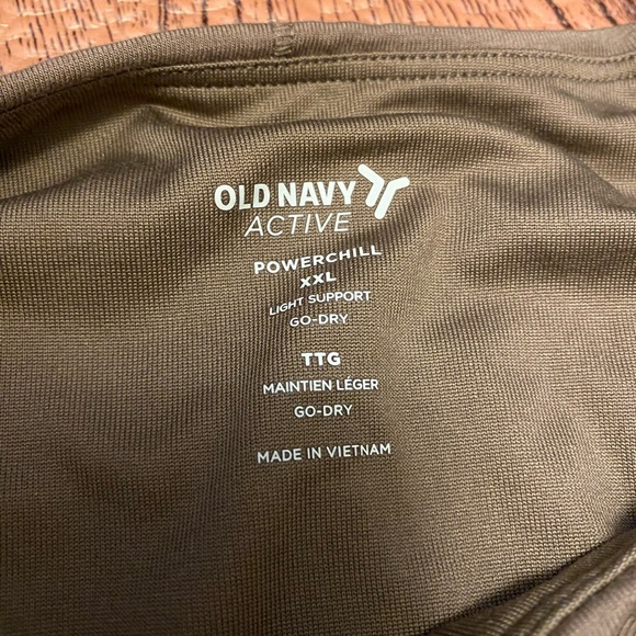 High Neck Sports Bra - Picture 3 of 4